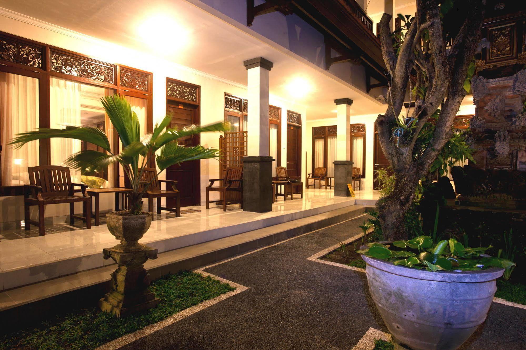 Hotel Puri Mango Sanur Exterior foto